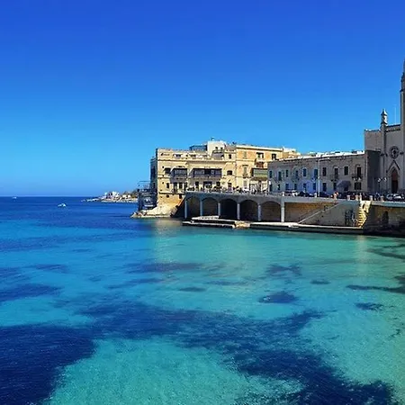 Idyllic Steps From The Promenade Apartment *