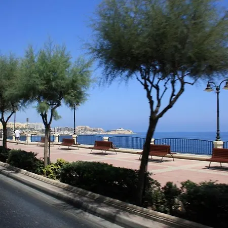 Idyllic Steps From The Promenade * Sliema
