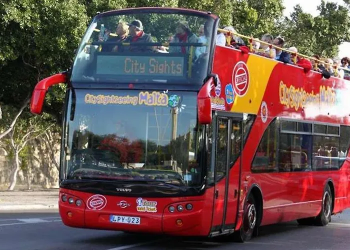Daire Idyllic Steps From The Promenade Sliema