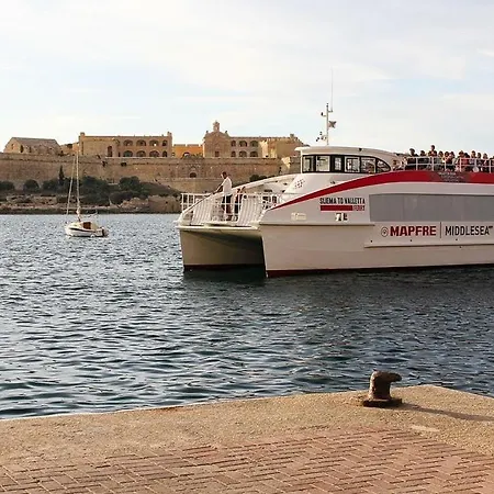 Idyllic Steps From The Promenade * Sliema