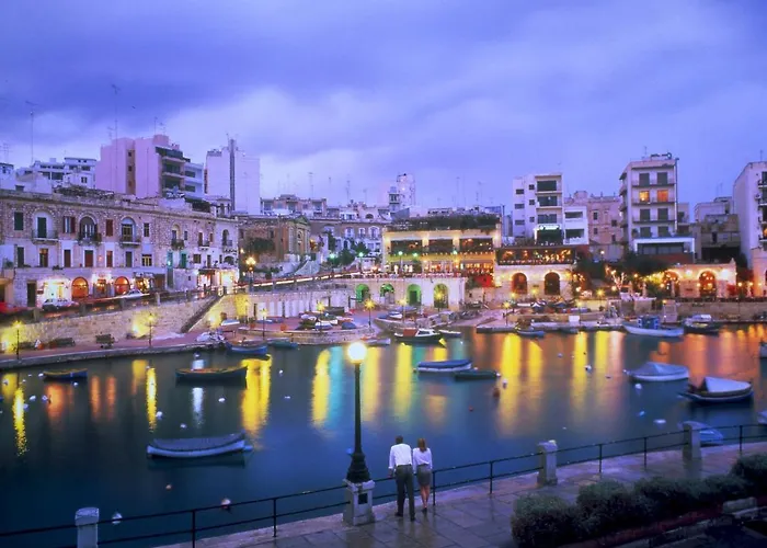 Apartment Idyllic Steps From The Promenade