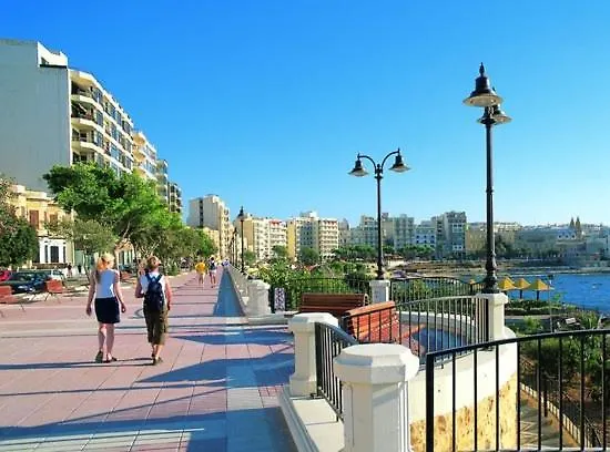 Apartment Idyllic Steps From The Promenade Sliema
